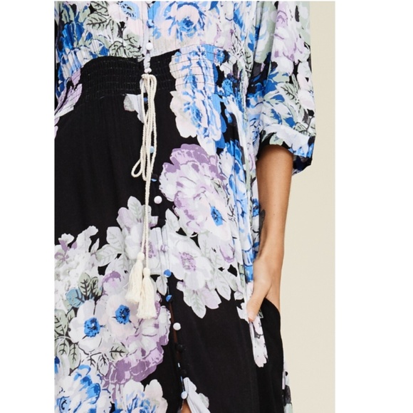 (LAST ONE) . Floral Front Slit Maxi Dress - Picture 5 of 8